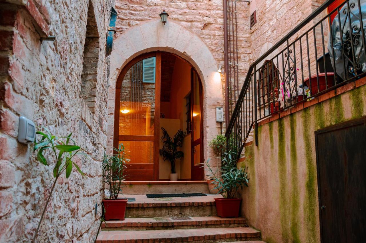 Ferienwohnung Il Vicolo De Ascesi Assisi Exterior foto